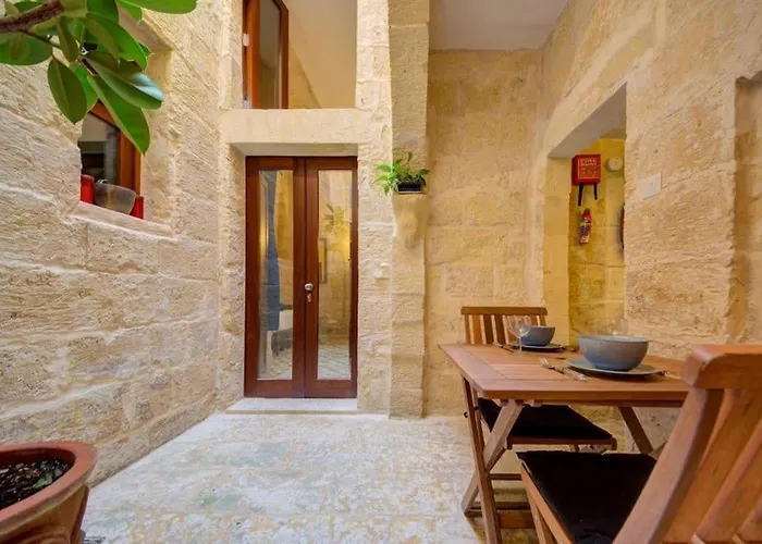 Quaint Townhouse In 아파트 Cospicua